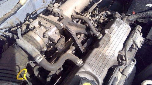 1998-2001 Geo Metro Complete Fuel Rail With Injectors Set Oem 1.3L 91173903