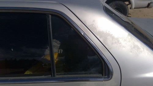1988-91 Mazda 929 Driver Left Rear Vent Window Small Back Door Glass With Frame