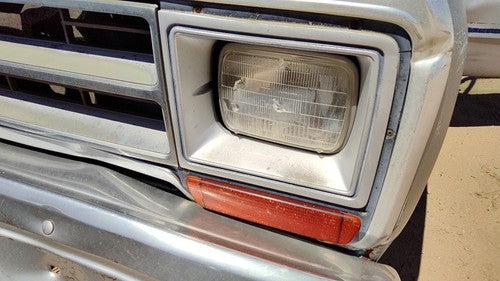 1986-1990 Dodge Ram W150 Driver Left Head Light With Trim Turn Signal Oem Bezel