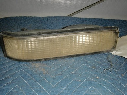 1988-2000 Chevy Silverado 2500 Passenger Corner/Park Light Turn Signal Oem