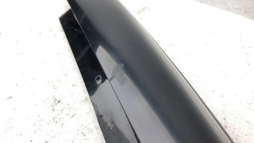 1992-1994 Chevy Suburban Driver Left Rear Moulding On Corner Panel Oem