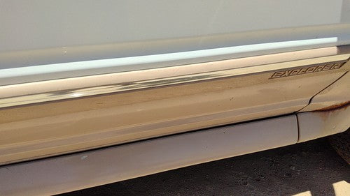 1993 Ford Explorer Passenger Right Front Moulding From Door Oem Trim Strip White