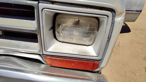1986-1990 Dodge Ram W150 Driver Left Head Light With Trim Turn Signal Oem Bezel