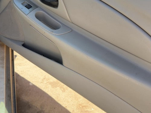 06-07 Monte Carlo Passenger Right Front Door Trim Panel With Switches Gray 832