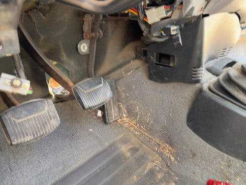 1997-1998 Ford F150 Gas Pedal Assembly OEM Accelerator F75Z9725DA