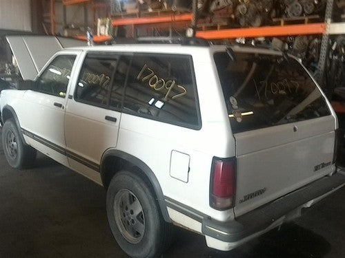 1994 Chevy Gmc S15 Jimmy Air Inlet Core Support Mounted
