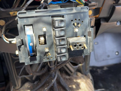72-80 Mercedes 450SL 107 Temperature Control Module Heater AC OEM 1078301785