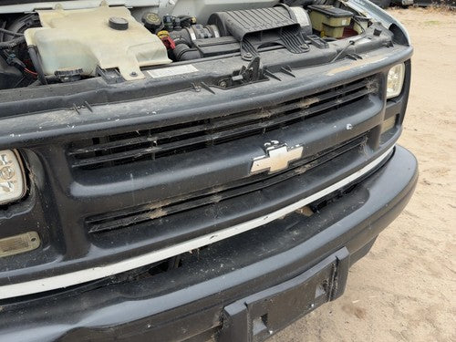 1996-2002 Chevy Express Van 2500 Front Grille Assembly Oem 15037241