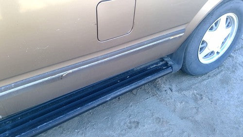 1995 Chevy Astro Driver Left Rear Moulding On Quarter Panel Oem Brown Forward