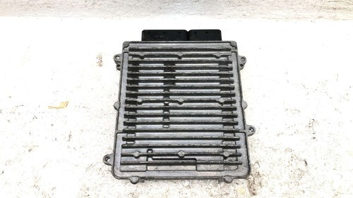 13-15 Mercedes C300 Electronic Control Module Computer Ecm Ecu 3.5L 2769004900