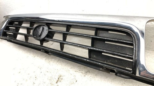 1992-1995 Toyota 4 Runner Grille Oem Chrome 5310035210