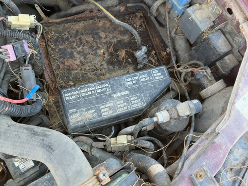 1985-1988 Nissan Maxima Engine Fuse Box Power Distribution Panel Oem 3.0L