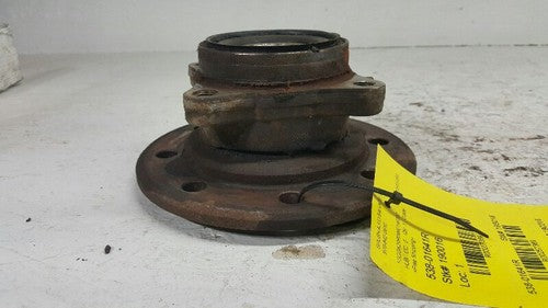 1996-2000 Chevy Silverado 2500 Passenger Wheel Hub Front 8 Lug