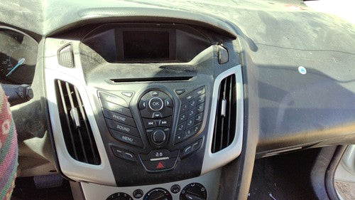 13-14 Focus Ford Focus Trim Bezel Around Radio Surround Dash Panel Oem Black Ew