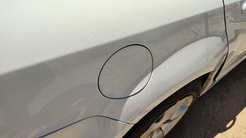 2008-2012 Chevy Malibu Fuel Tank Door With Hinge Gas Lid Oem Filler White 50U