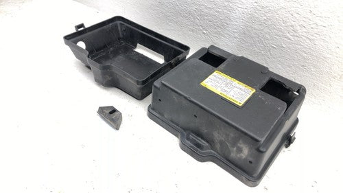 2004-2012 Gmc Canyon Complete Battery Box Mount Tray With Hold Down Oem 3.7L