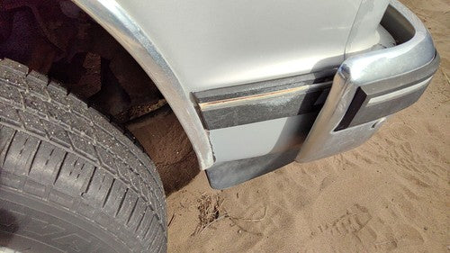 1982-1993 Chevy S10 Pickup Passenger Right Moulding From Fender Oem Trim Strip