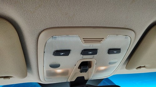 01-03 Volvo V70 Xc Center Overhead Console Dome Light Map Lamp Cubby Beige B951