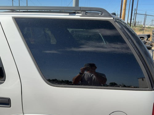 1995-2005 Chevy S10 Blazer Driver Left Rear Quarter Glass Back Side Window OEM
