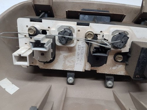 97-98 Ford Expedition Temperature Control Rear Passenger Unit Tan F75h19e764 Cb
