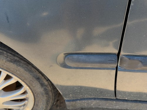1996-2000 Honda Civic Driver Left Moulding From Fender Oem Trim Strip