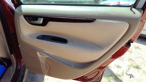 01-03 V70 Xc Passenger Right Rear Inside Door Trim Panel Wth Switches Back Beige