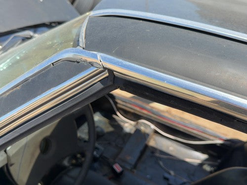 1973-1980 Mercedes 450SL 107 Driver Left Door Surround Chrome Trim Moulding