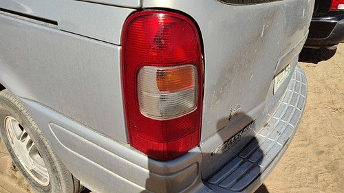 1997-2005 Chevy Venture Driver Left Tail Light Brake Lamp Oem Rear 10353279