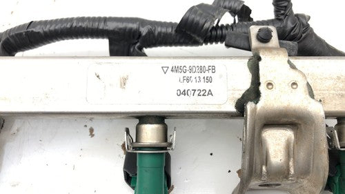 2004 05 Mazda 3 Complete Fuel Rail With Injectors Set With Wiring Harness 2.3L
