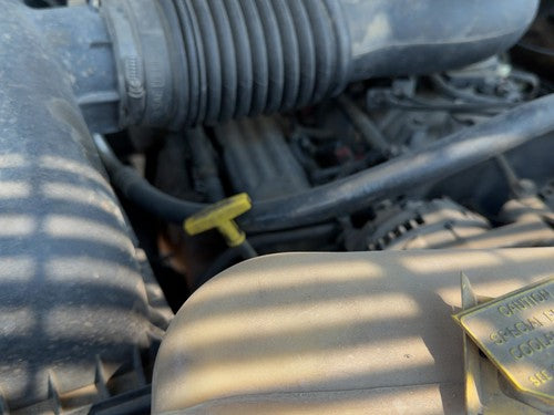 2002-2003 Dodge Ram 1500 Passenger Right Valve Cover Oem 5.9L 53020612