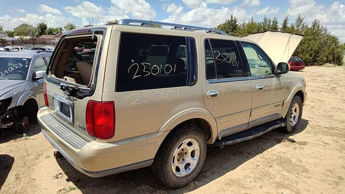 1998-1999 Lincoln Navigator Driver Left Running Board Oem Side Step Factory