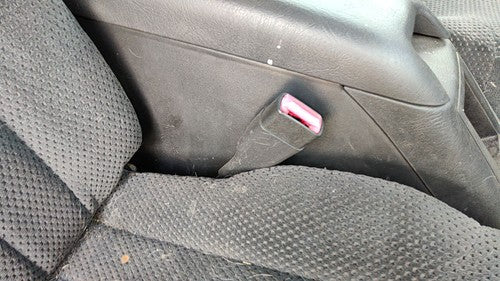 1995-1997 S10 Blazer Passenger Right Front Seat Belt Buckle Receiver Oem Gray