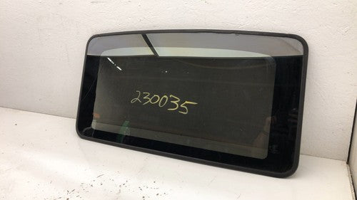 1988-1989 Mazda 929 Sun Roof Glass Oem Top Window He2369810a