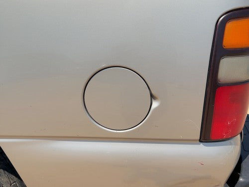 00-06 Suburban 1500 Fuel Tank Door With Hinge Gas Lid Filler Silver Birch 59U