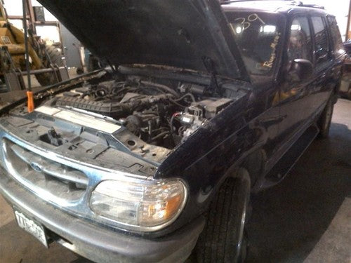 1996 Explorer Washer Reservoir Assembly Windshield Wash Fluid Coolant Reservoir