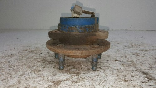 1999-2005 Pontiac Grand Am Wheel Hub Front With Abs 88957259