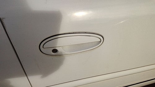1997-2003 Buick Regal Passenger Right Front Outside Door Handle Oem White 16U