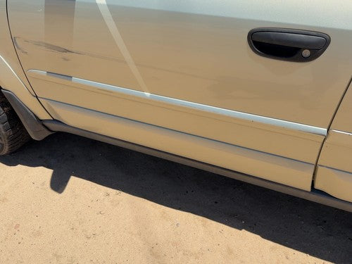 05-09 Legacy Outback Driver Left Front Upper Moulding From Door Oem Gold 9J