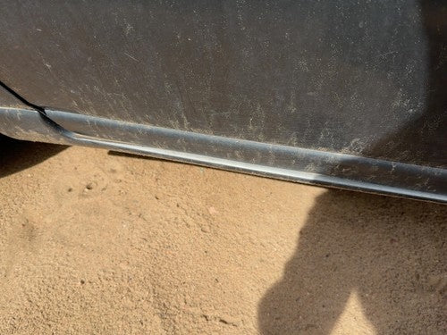 98-04 Seville Driver Left Front Moulding From Door Lower Molding Sedan Sts Thund