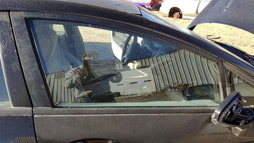 2011-2019 Ford Fiesta Passenger Right Front Side Window Door Glass Oem