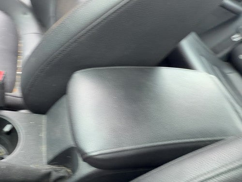 2012-2018 Vw Jetta Center Console Lid Only Oem Arm Rest Fold Down Black