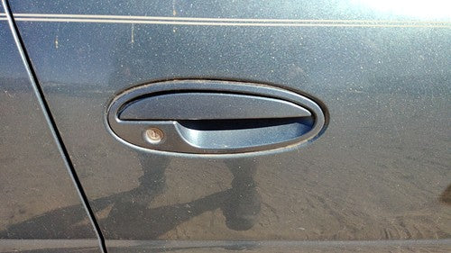00 Lesabre Buick Lesabre Passenger Right Front Outside Door Handle Oem Blue