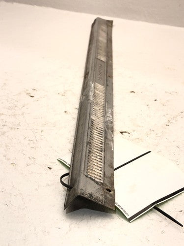 1971 Datsun Nissan 240Z Passenger Right Door Sill Step Trim Kick Oem