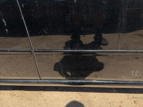 06-07 M35X Passenger Right Front Moulding From Door Oem Black Obsidian Kh3