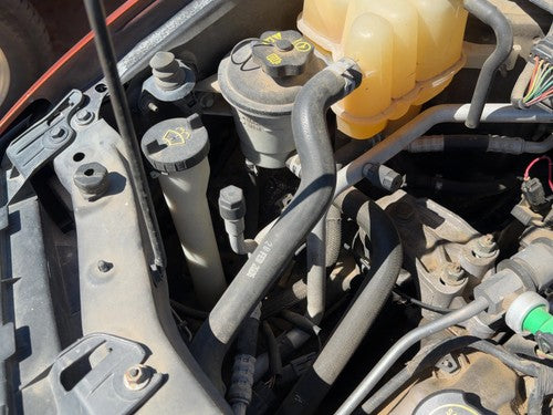 2001-2007 Ford Escape Windshield Washer Fluid Reservoir With Pump Oem Wiper Tank