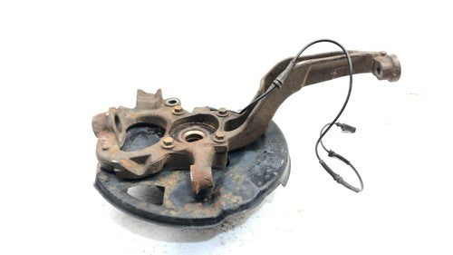 2005-09 Land Rover Lr3 Driver Left Front Spindle Steering Knuckle With Wheel Hub