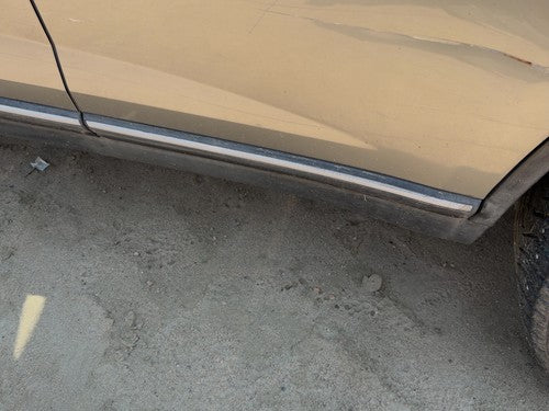 2003-2006 Infinity Fx45 Driver Left Rear Moulding From Door Oem Back Trim Strip
