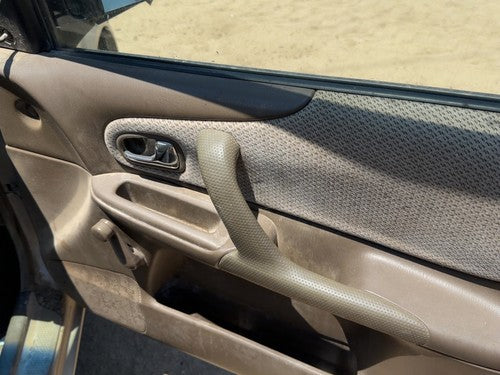 1999-2000 Mazda Protege Dx Passenger Right Front Door Trim Panel Manual Brown