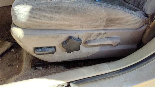 00-05 Impala Driver Left Side Power Seat Switch With Trim Panel Oem Neutral 52D