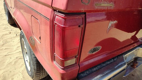 1984-1990 Ford Bronco 2 Driver Left Tail Light Brake Lamp Oem Rear E4Tz13404A